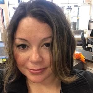 Meet your Posher, Crystal